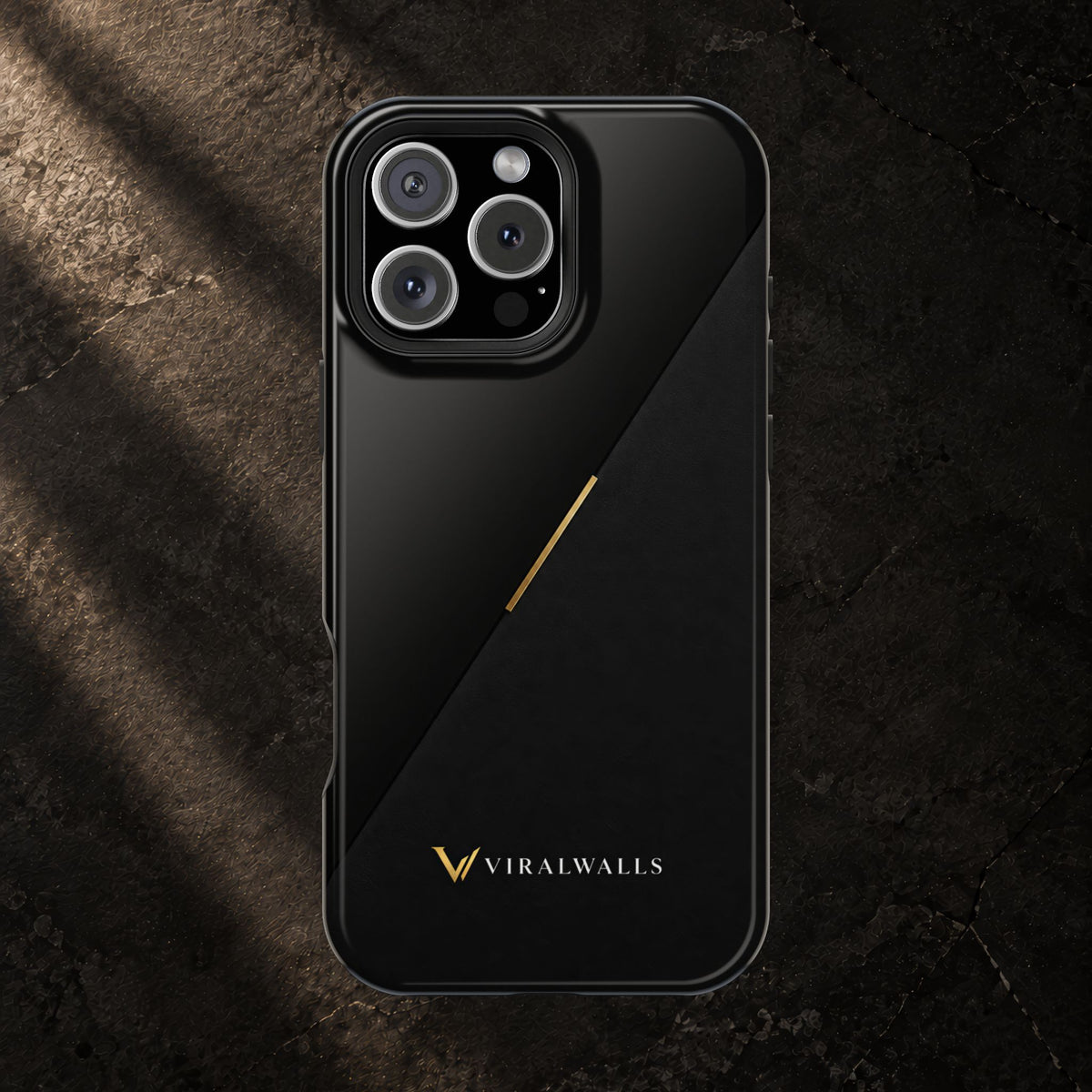 Obsidian Divide — iPhone / Samsung Case