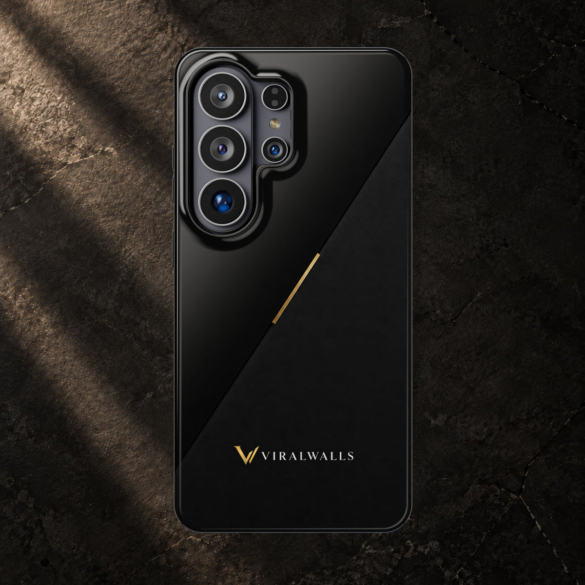 Obsidian Divide — iPhone / Samsung Case