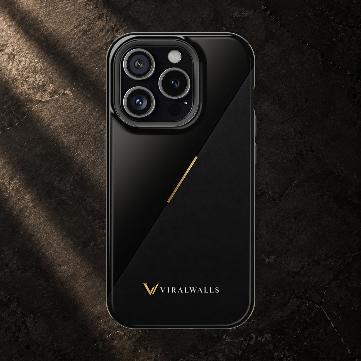 Obsidian Divide — iPhone / Samsung Case